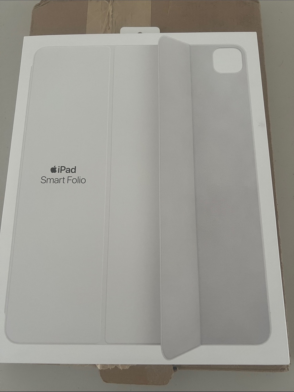 Apple iPad Smart Folio Cover in White